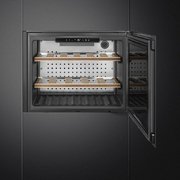 Встраиваемый винный шкаф Smeg CVI121B3 фото 2
