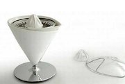 Соковыжималка Бугатти Juicer Vita White фото 2 Соковыжималка Bugatti Juicer Vita White фото 2