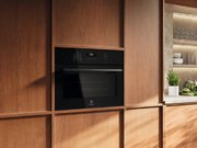 Встраиваемая микроволновая печь Electrolux LVM6E46Z фото 2