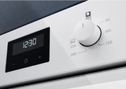 Духовой шкаф Electrolux OEF 3H70 TW фото 3