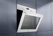 Духовой шкаф Electrolux EOF5F50BV фото 4