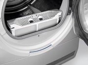 Сушильная машина Electrolux EW8H258B фото 2