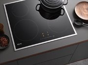 Индукционная панель конфорок с сенсорным управлением Miele KM7201 FR фото 3