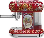 Кофемашина Smeg ECF01DGEU фото 2