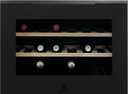Винный шкаф Electrolux KBW5T Винный шкаф Electrolux KBW5T