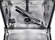 Встраиваемая посудомоечная машина Electrolux EEQ47210L фото 3