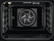 Духовой шкаф Electrolux EOC8P39WX фото 3