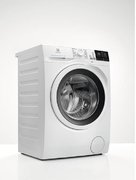 Стирально-сушильная машина Electrolux EW7WO447W фото 2