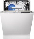 Посудомоечная машина Electrolux ESL 97720 RA