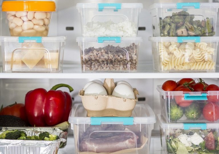 Сколько можно хранить продукты и товары в холодильнике? Сколько можно хранить продукты и товары в холодильнике?