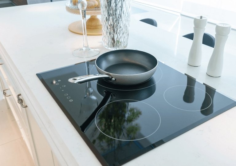 Варочная панель перегревается и отключается: что делать Варочная панель перегревается и отключается: что делать