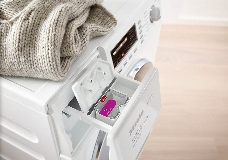 Обзор стирально-сушильной машины Miele WTF130WPM Обзор стирально-сушильной машины Miele WTF130WPM