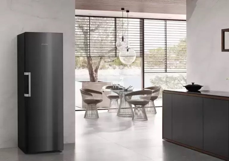 Рейтинг лучших холодильников по цене и качеству в 2025 году Рейтинг лучших холодильников по цене и качеству в 2025 году