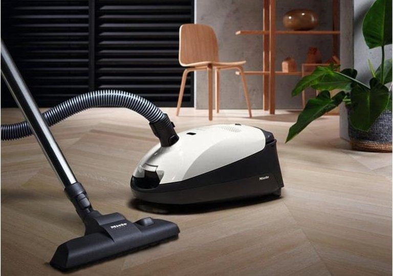 Рейтинг пылесосов 2025 года по качеству и надежности Рейтинг пылесосов 2025 года по качеству и надежности