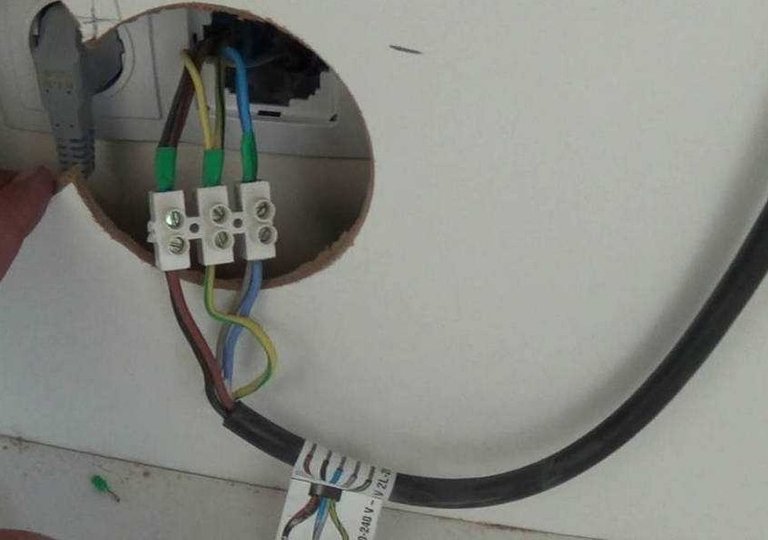 Какой кабель нужен для подключения варочной панели Какой кабель нужен для подключения варочной панели