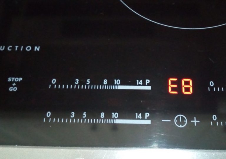 Ошибки индукционной варочной панели: что означают и как исправить? Ошибки индукционной варочной панели: что означают и как исправить?