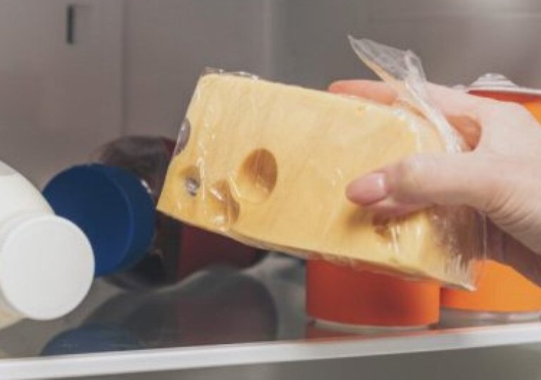 Можно ли, как и сколько хранить сыр в холодильнике Можно ли, как и сколько хранить сыр в холодильнике