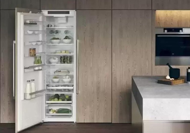 Обзор на встраиваемый холодильник Asko R31831i Обзор на встраиваемый холодильник Asko R31831i