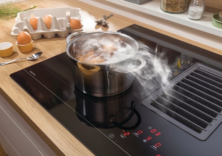 Ошибка E3 и E4 на варочной панели Gorenje: проблемы с напряжением Ошибка E3 и E4 на варочной панели Gorenje: проблемы с напряжением